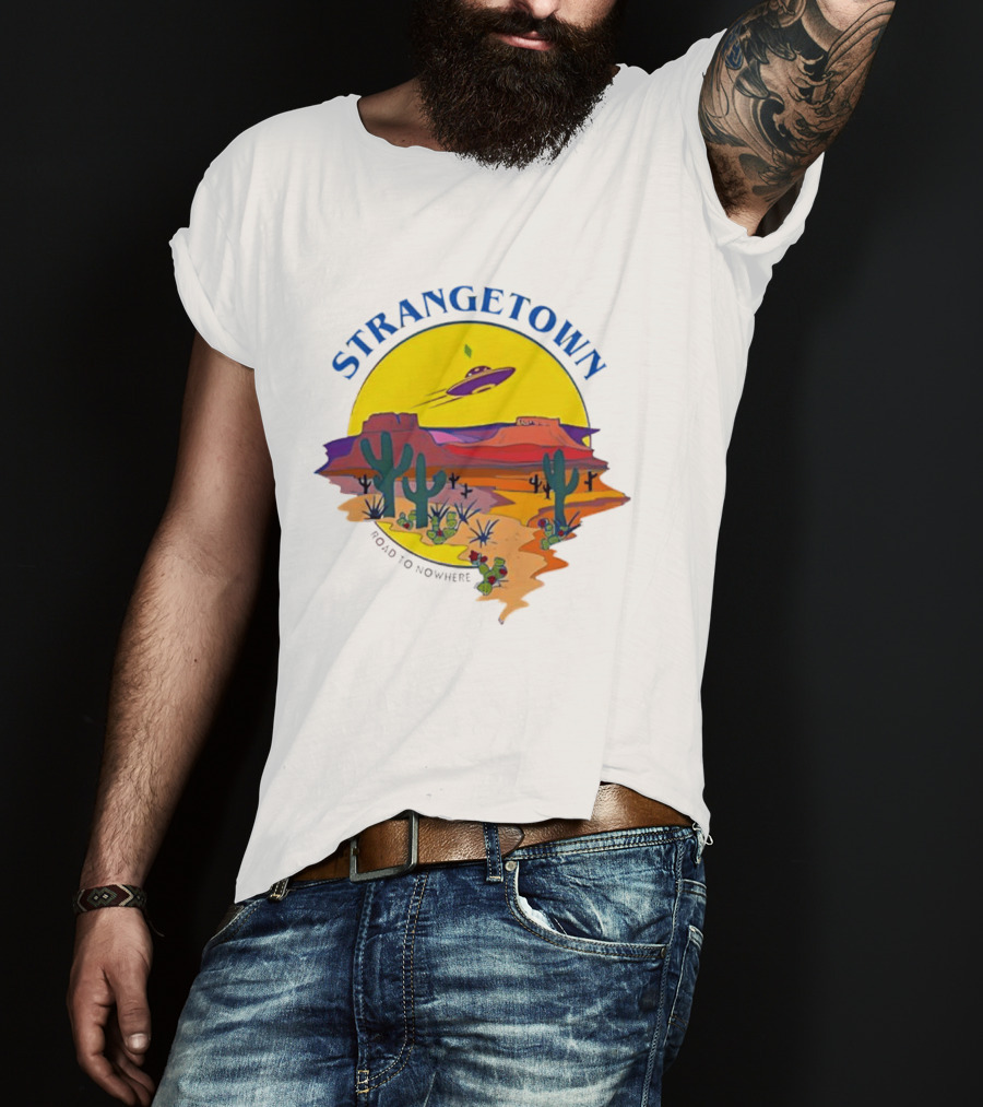 Strangetown Road To Nowhere The Sims Alien UFO Desert Saguaro Cactus T-Shirt