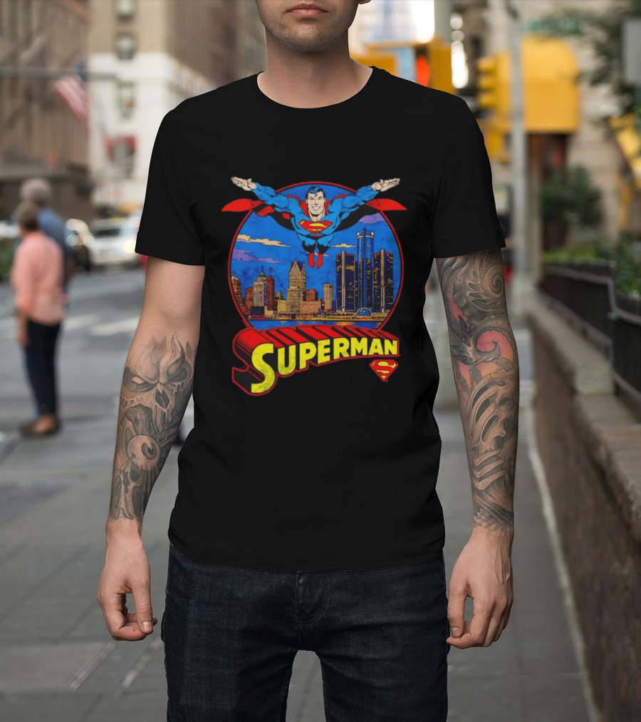Superman Flying Over Detroit Skyline Vintage Comic T-Shirt