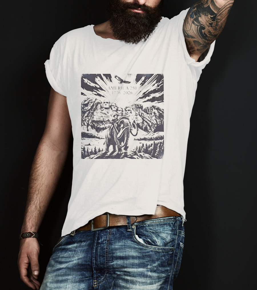 America 250 Mount Rushmore 1776 2026 Eagle Mammoth T-Shirt