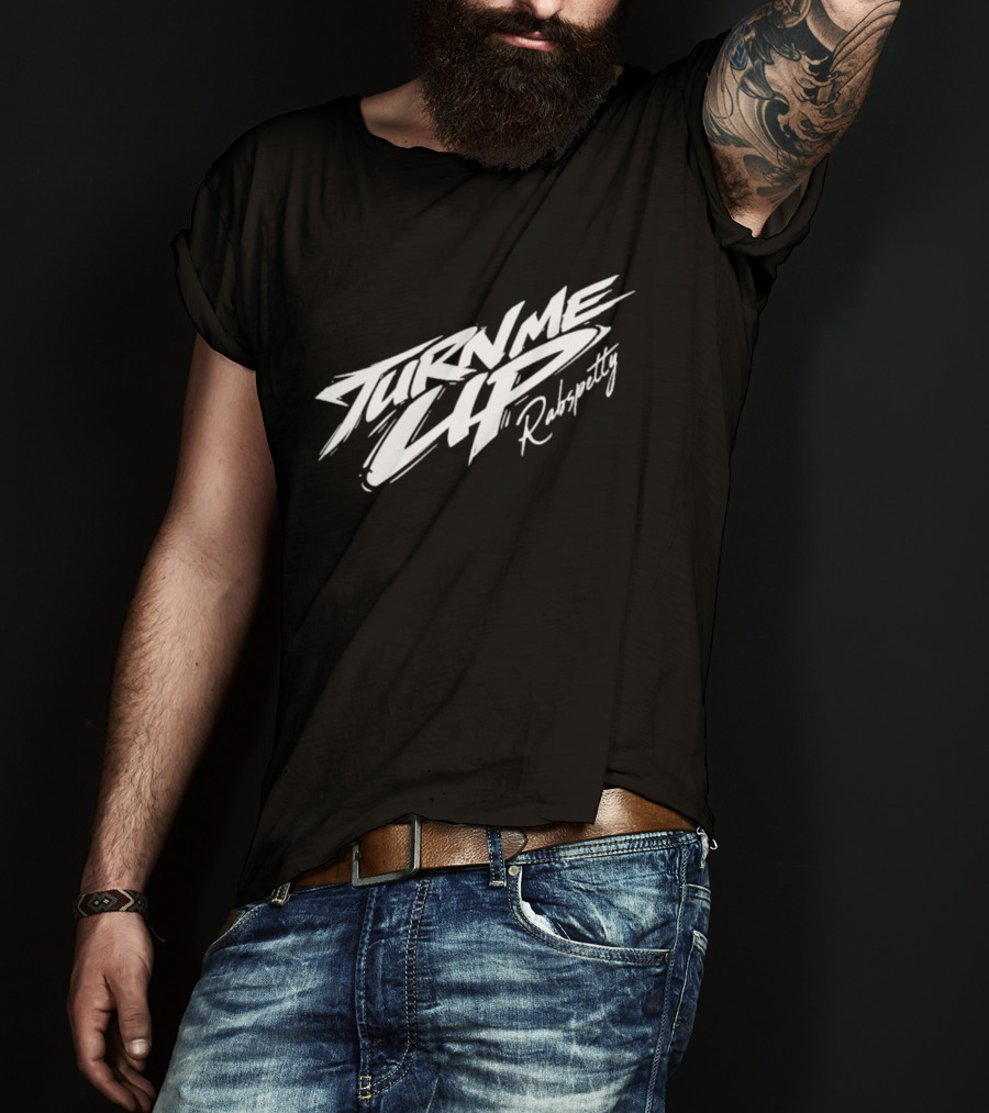 Rabsopetty Turn Me Up Dynamic Script T-Shirt