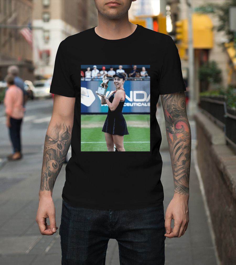 Linda Wins Tennis Title Holding Trophy On Grass Court T-Shirt
