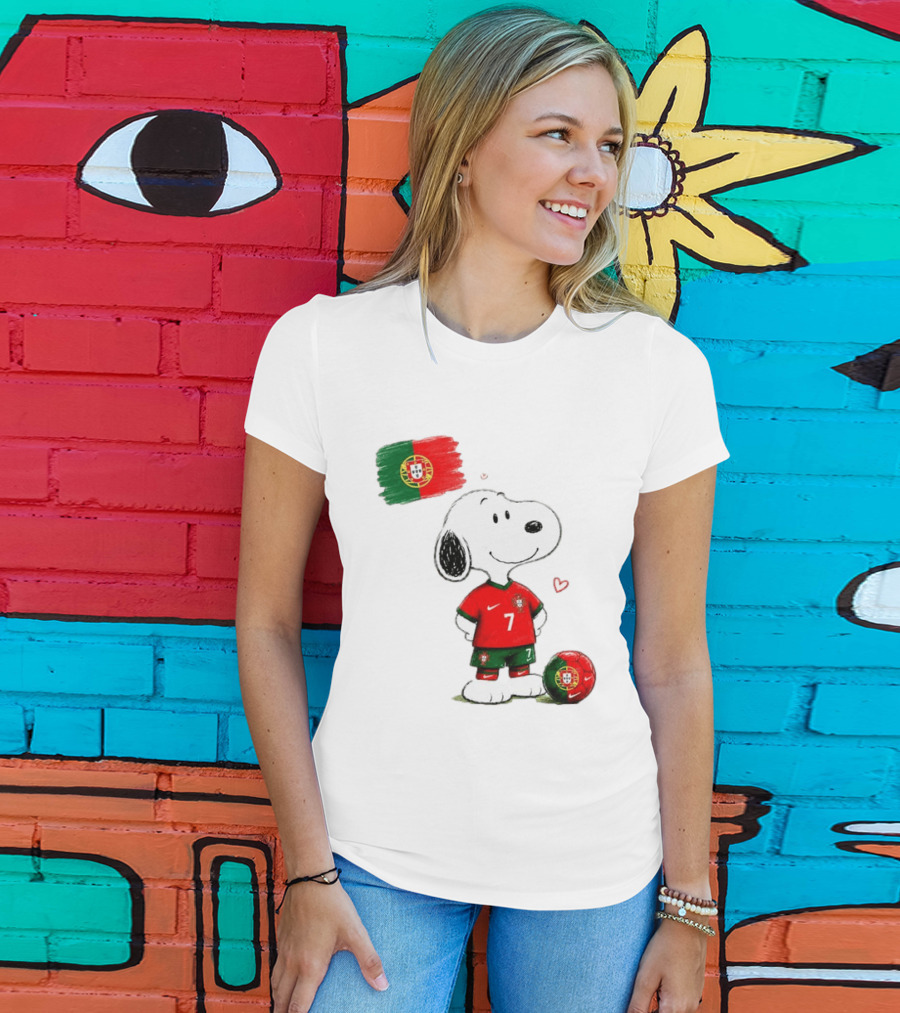 Cristiano Ronaldo Snoopy Portugal Football Number 7 Nike T-Shirt