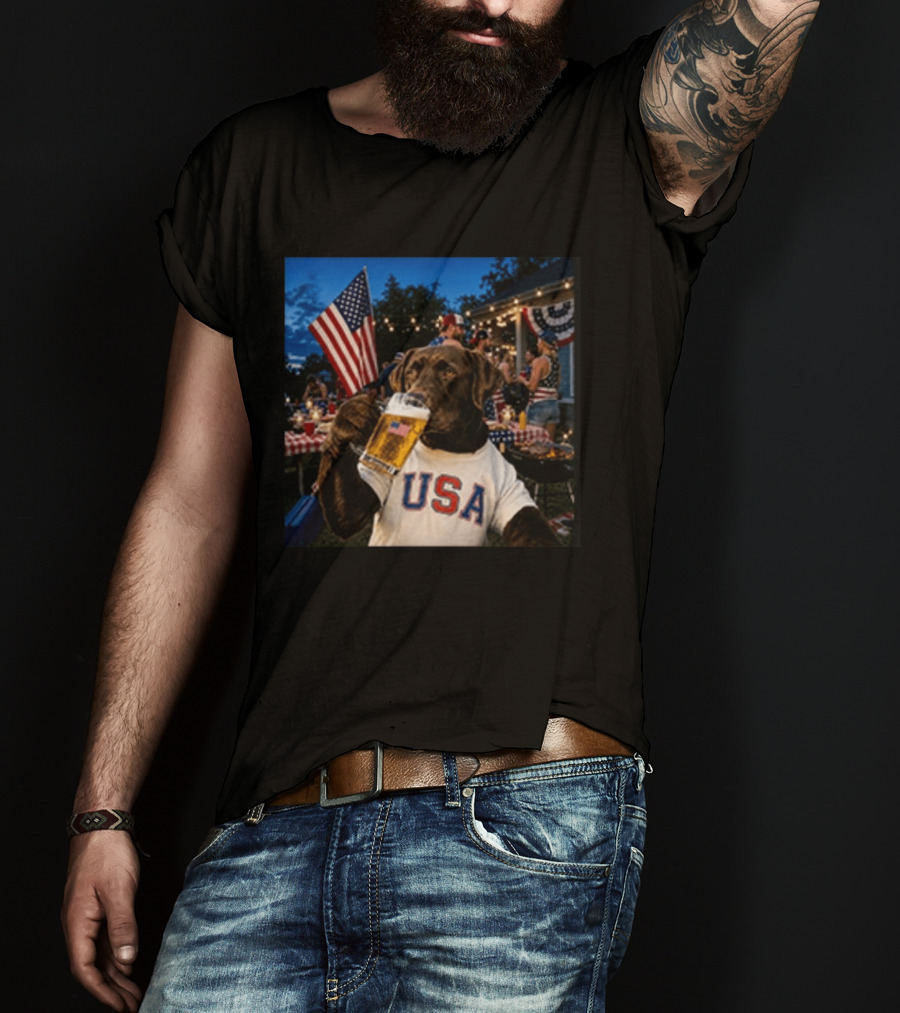 USA Chocolate Lab Drinking Beer American Flag 4th Of July Dog T-Shirt