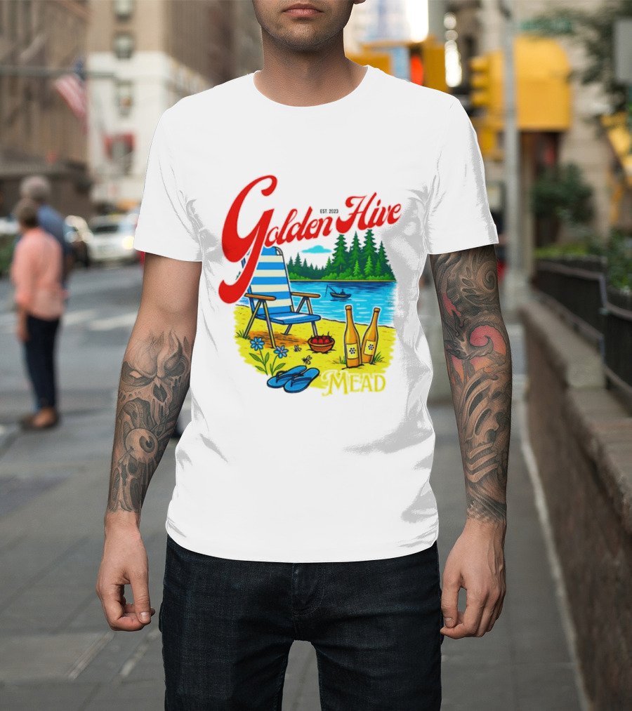 Golden Hive Mead Est 2023 Lakefront Bliss Vintage Escape T-Shirt