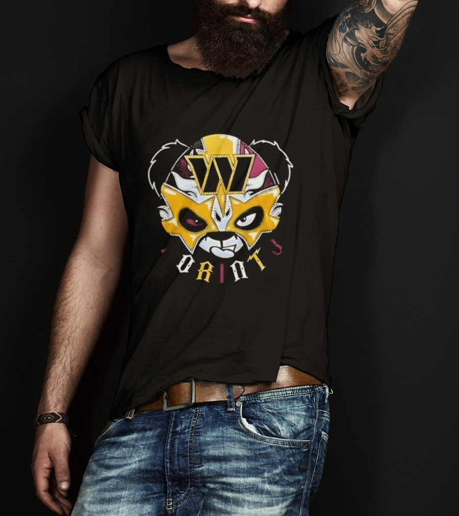 Panda Luchador Wrestling Mask Washington Commanders W Prunts T-Shirt