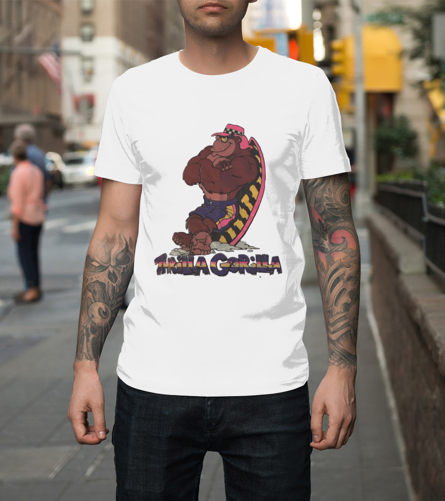 Thrilla Gorilla Town And Country Surf Checkered Hat Surfboard T-Shirt