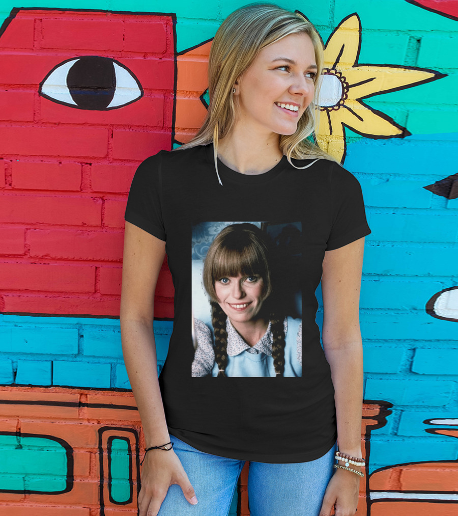 Louise Lasser Star Of TV’s Mary Hartman Is Dead At 87 T-Shirt