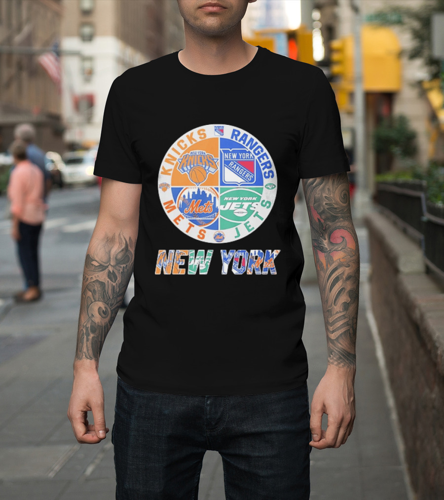New York Knicks Rangers Mets Jets Fan Logos NY Sports Team Circle T-Shirt