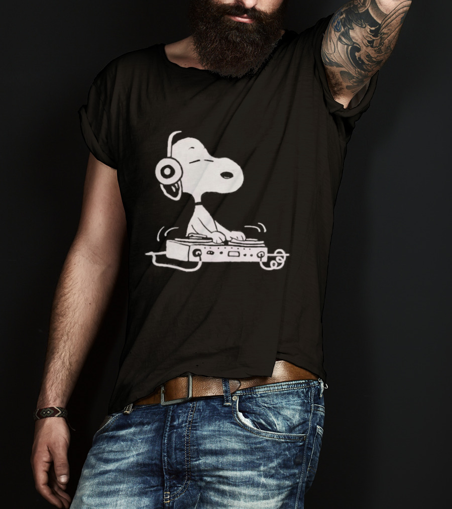 Kith Peanuts Snoopy DJ Collaboration T-Shirt