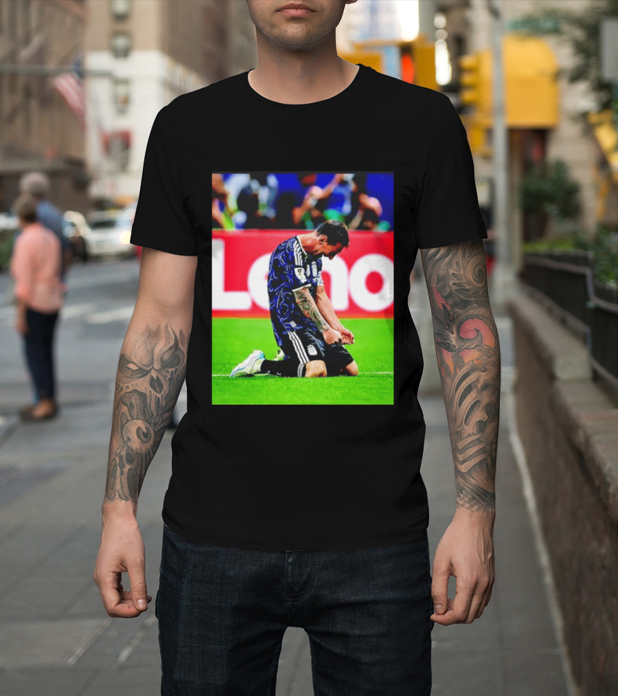 Argentina Football Icon Lionel Messi Kneels In Triumph National Team Victory T-Shirt