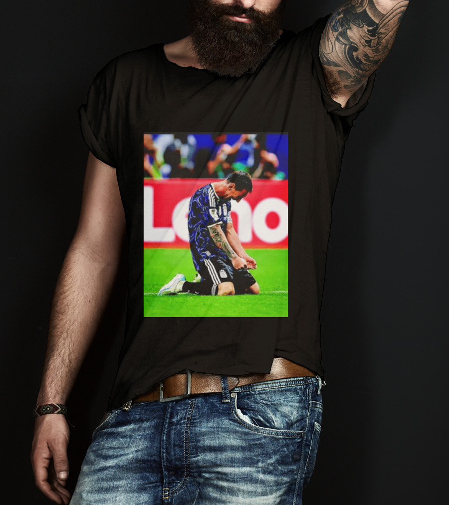 Argentina Football Icon Lionel Messi Kneels In Triumph National Team Victory T-Shirt
