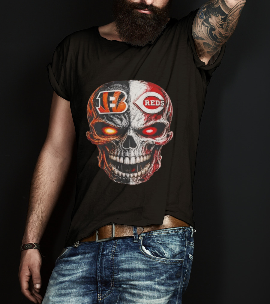 BENGALS REDS Skull Split Face Dual T-Shirt