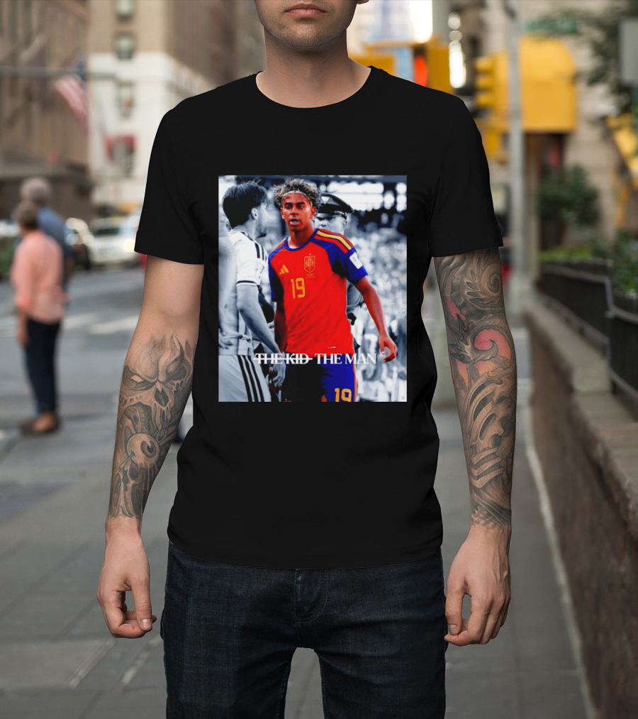 Spain 19 Lamine Yamal The Kid The Man T-Shirt