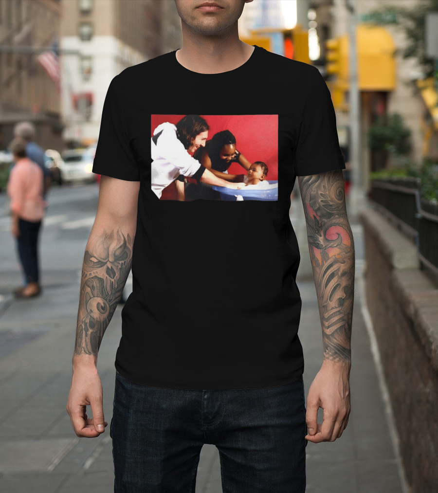 Lionel Messi Bathes Baby Lamine Yamal Legendary Blessing Football Moment T-Shirt