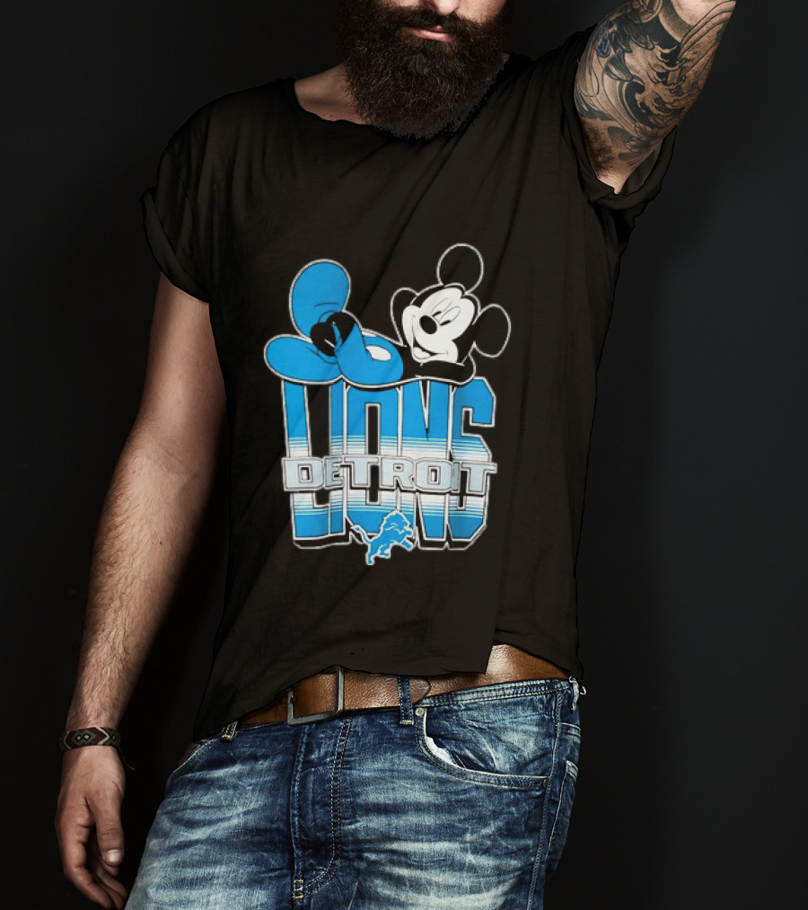 Mickey Mouse Relaxing Detroit Lions Disney Football T-Shirt