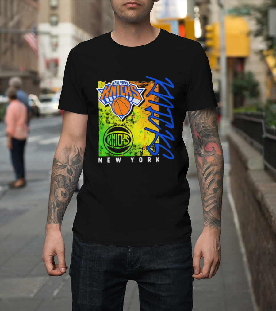 New York Knicks Distressed Basketball Retro Style NBA Fan Favorite T-Shirt
