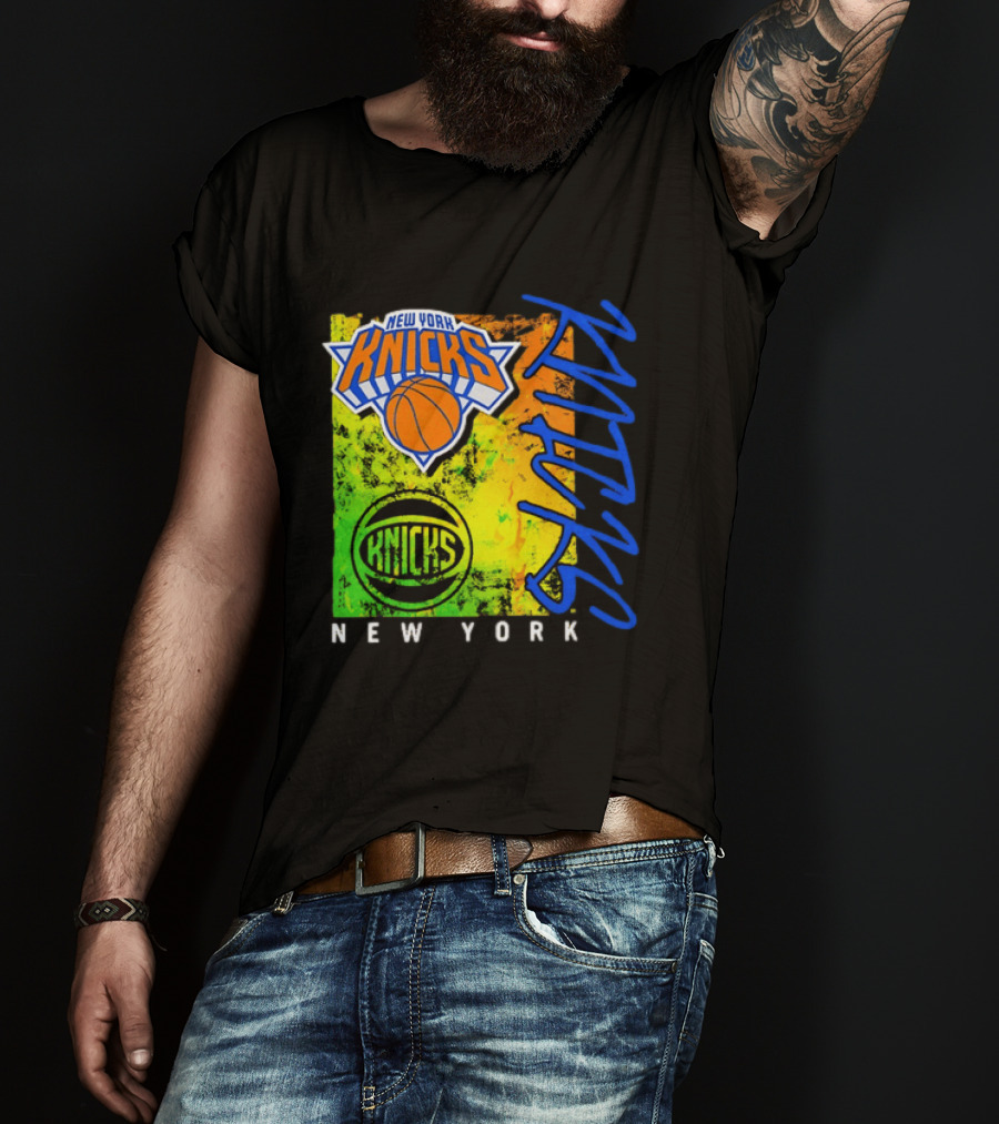 New York Knicks Distressed Basketball Retro Style NBA Fan Favorite T-Shirt