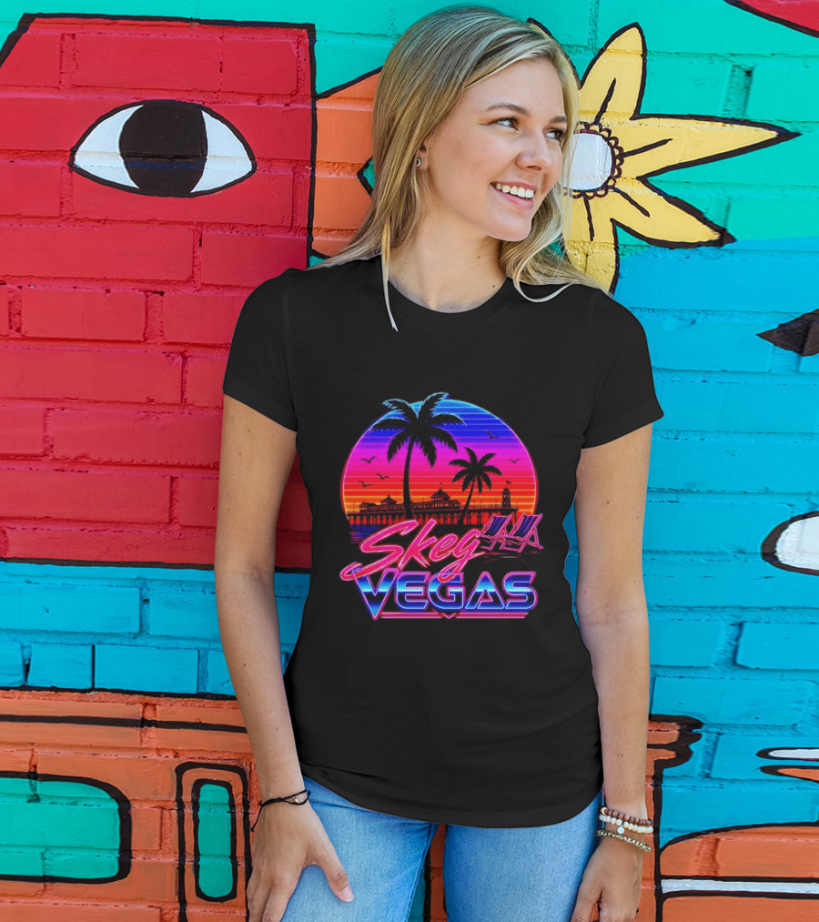 Skeg Vegas Beach Pier Sunset Skegness Retro Neon T-Shirt