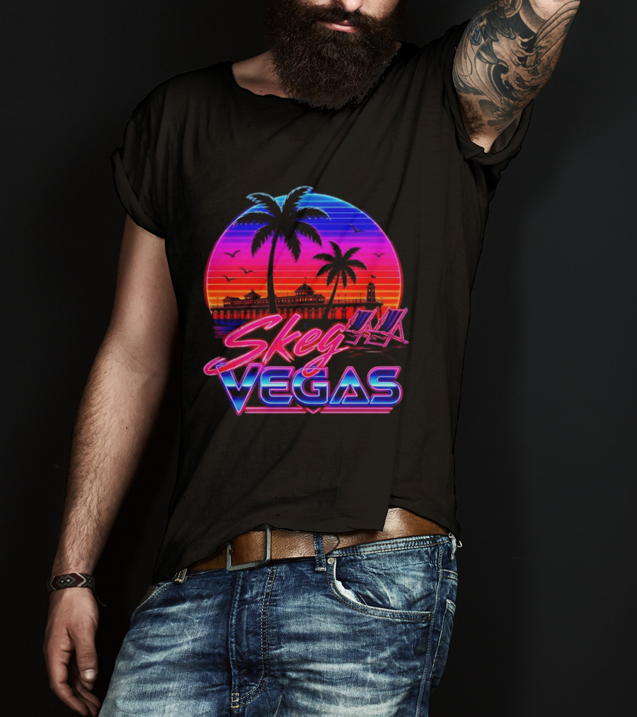 Skeg Vegas Beach Pier Sunset Skegness Retro Neon T-Shirt