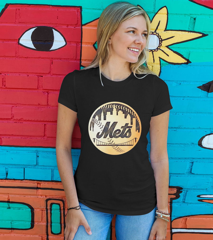 New York Mets Baseball Skyline Bridge MLB T-Shirt