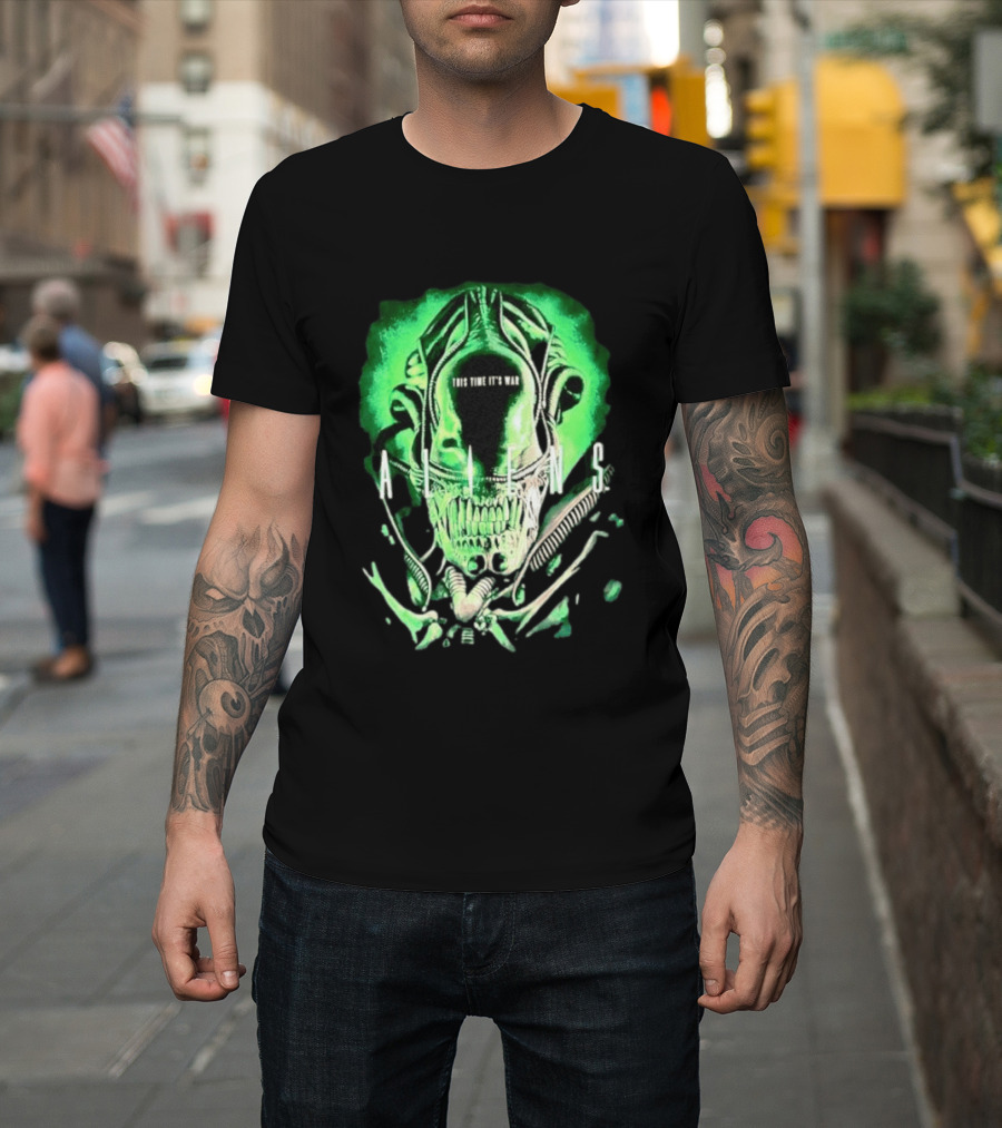 Xenomorph Aliens This Time It's War Alien Franchise Movie T-Shirt
