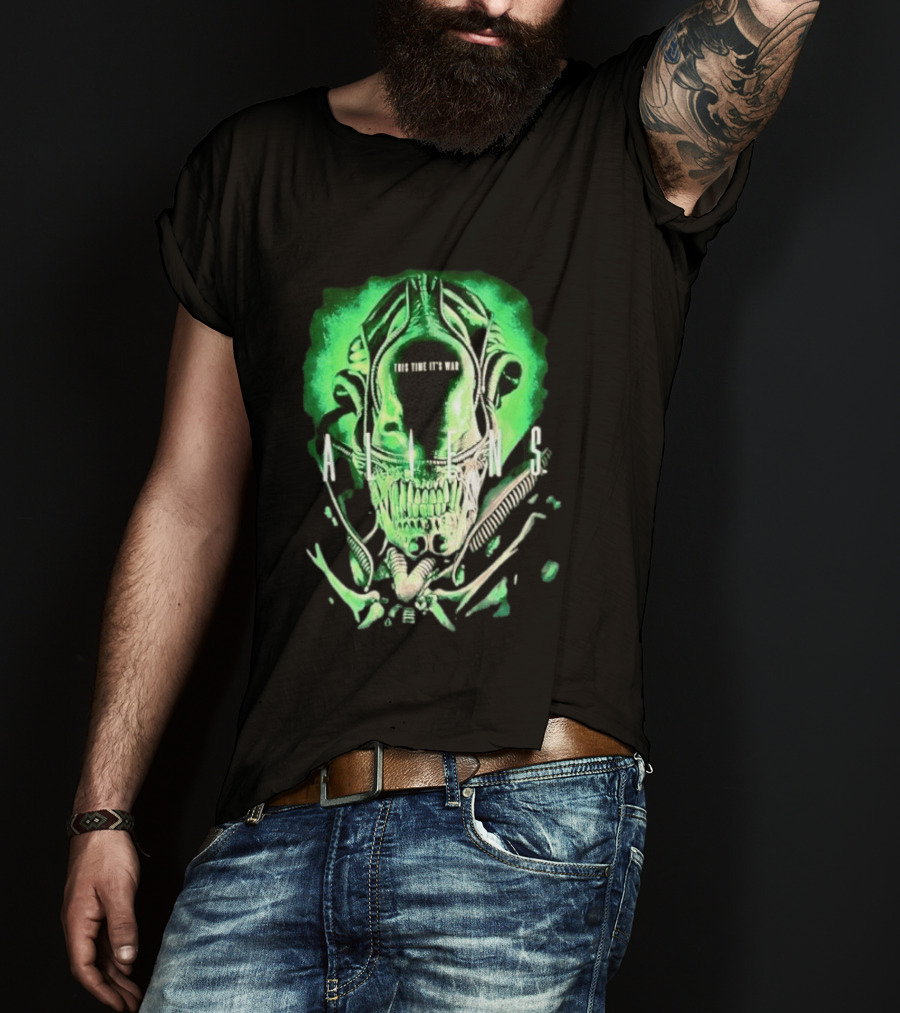 Xenomorph Aliens This Time It's War Alien Franchise Movie T-Shirt