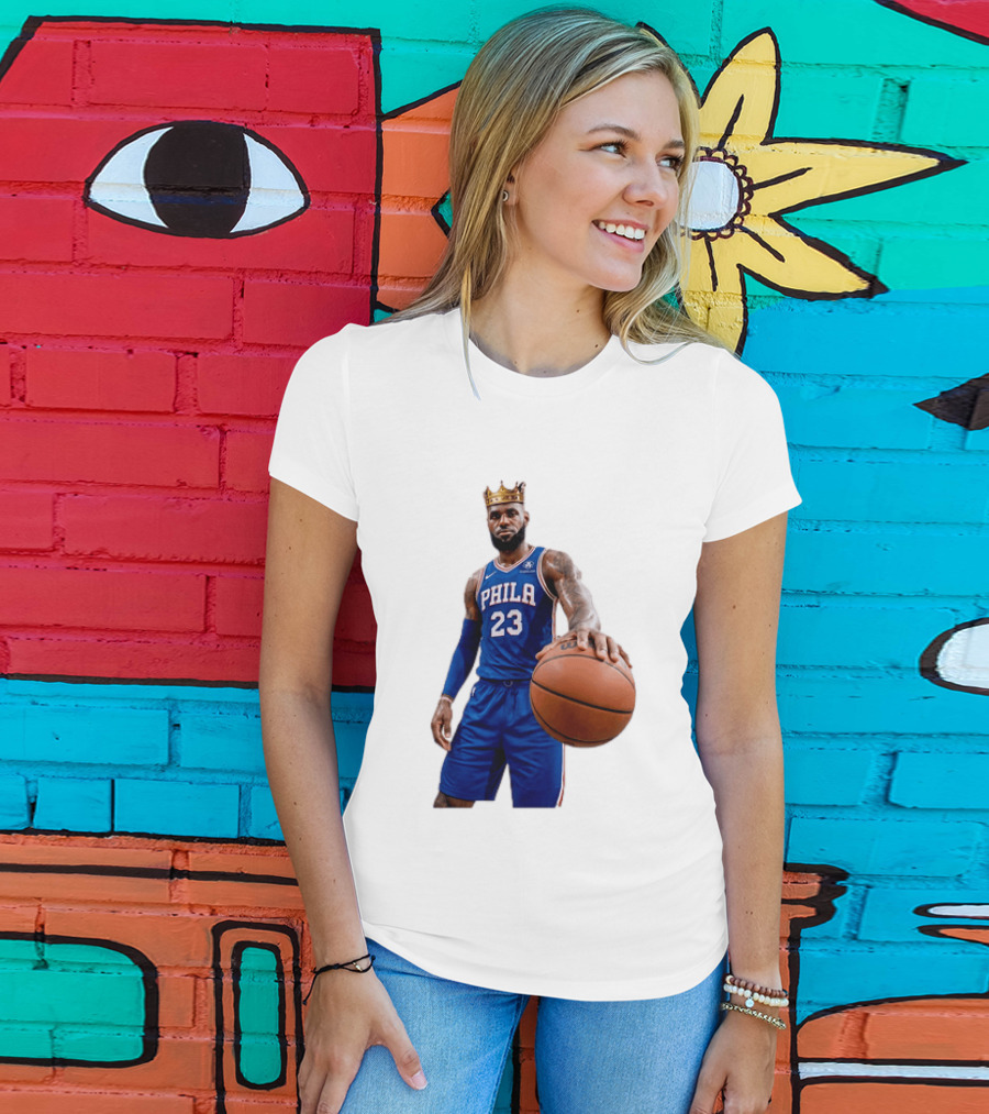 LeBron James King Crown Dribbling Philadelphia 76ers Basketball Player 23 Phila T-Shirt