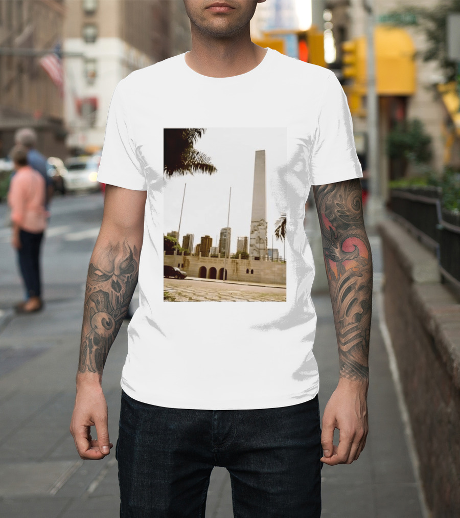 Obelisco Do Ibirapuera M M D C Viveram Pouco Para Morrer Bem Morreram Jovens Historical Monument São Paulo Brazil T-Shirt