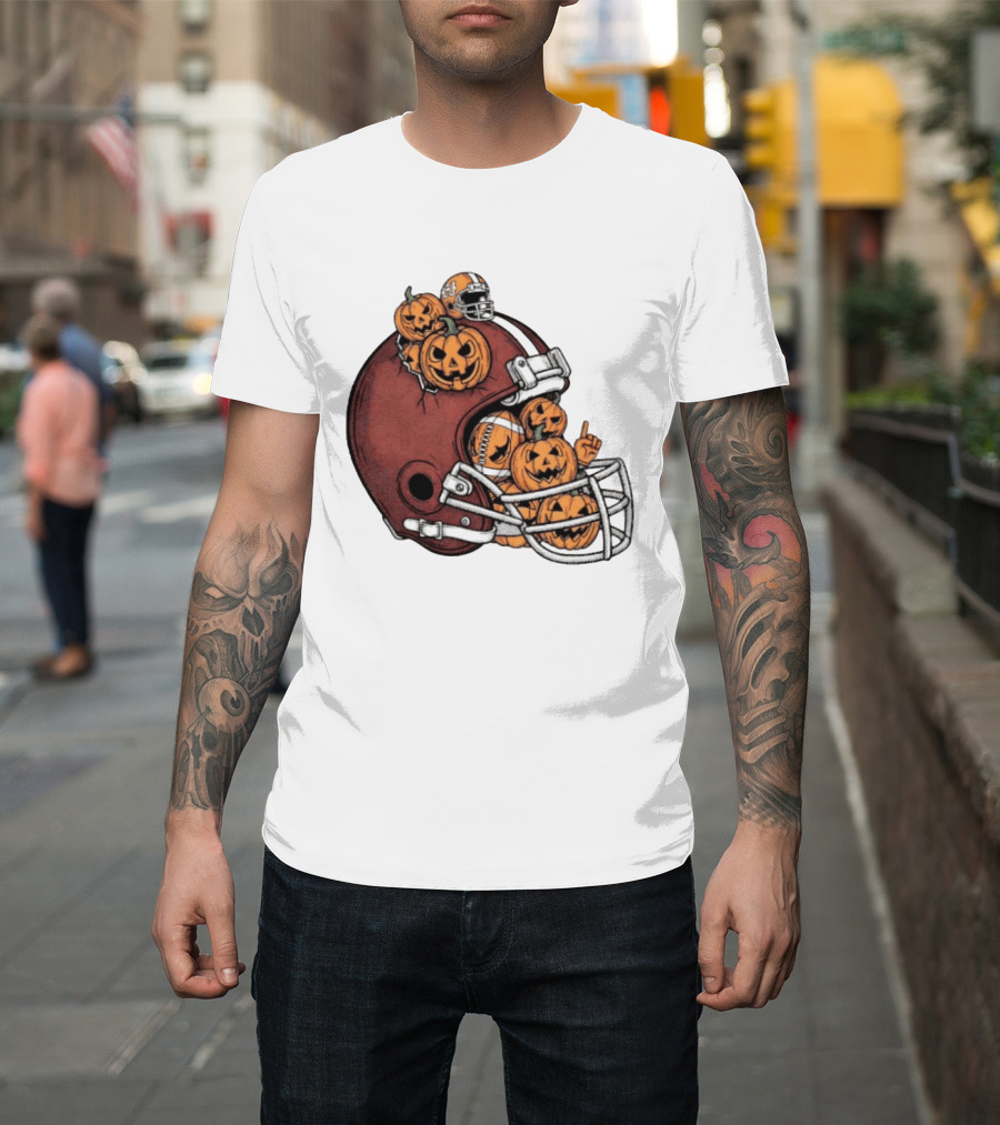 Cleveland Browns Halloween Pumpkin Football Helmet T-Shirt