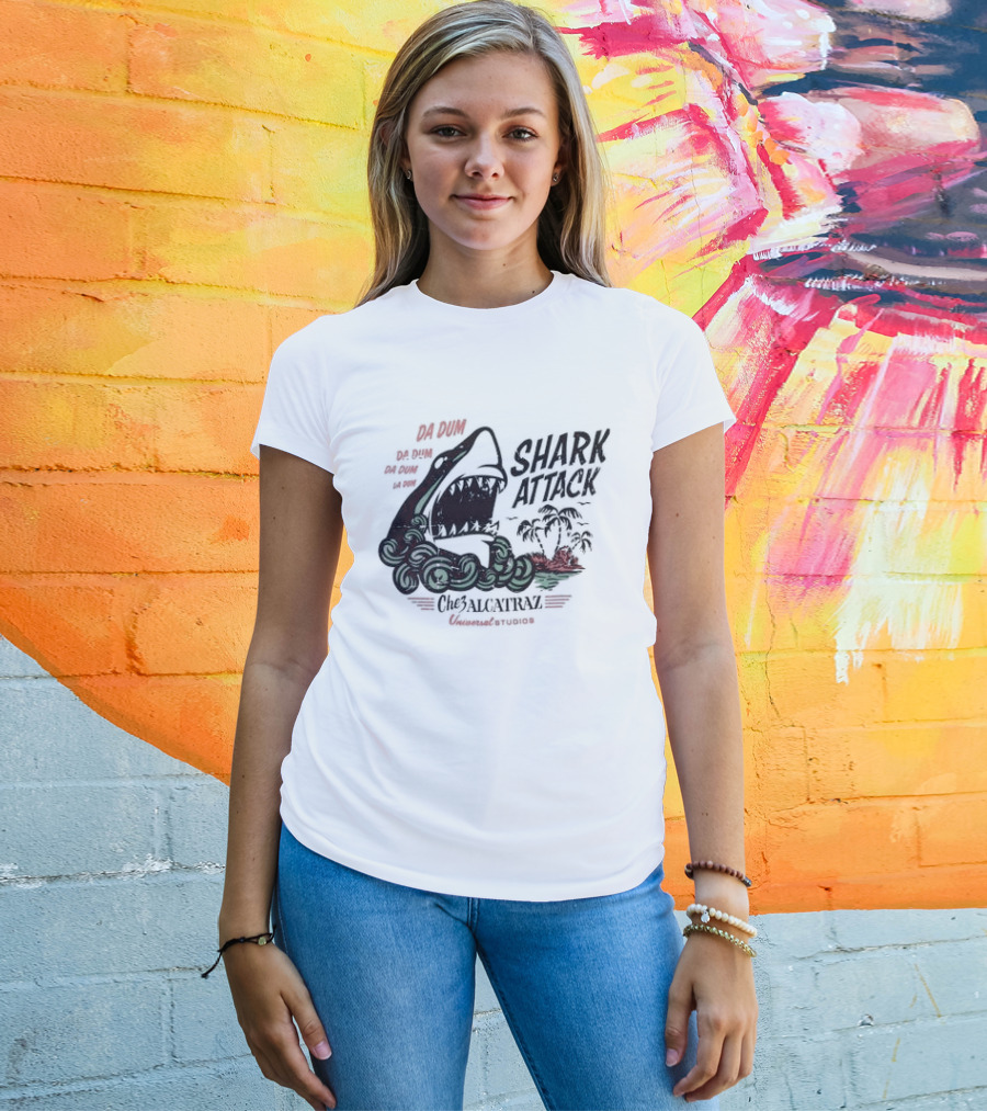 Big Wave Shark Attack Che Alcatraz Island California Adventure T-Shirt
