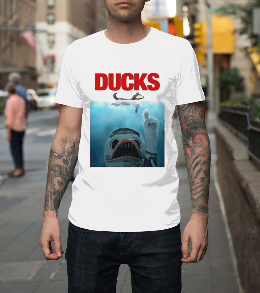 Oregon Ducks Jaws Parody With Washington Huskies Rivalry T-Shirt