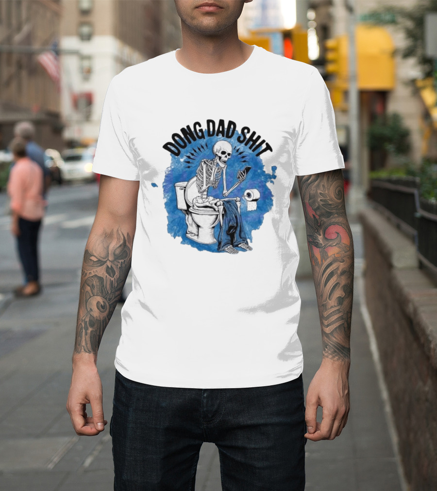 Skeleton Doing Dad Shit On Toilet With Phone And Toilet Paper T-Shirt