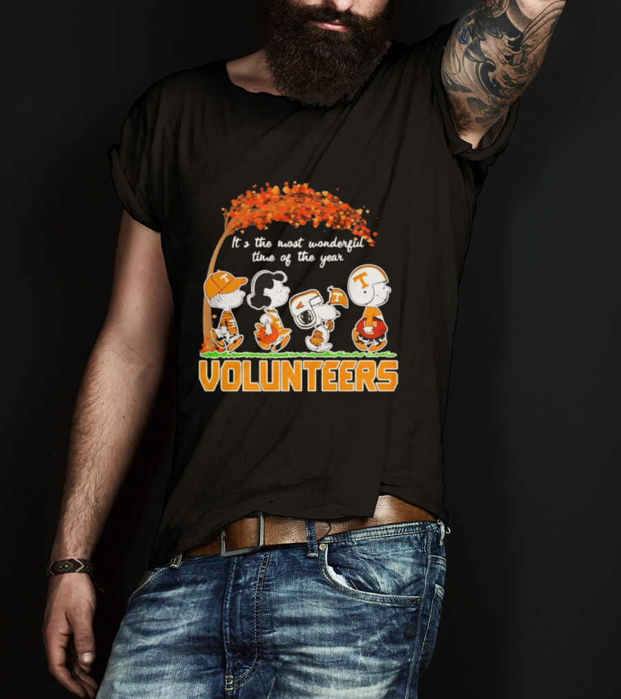 Peanuts Characters Tennessee Volunteers It's The Most Wonderful Time Of The Year T-Shirt