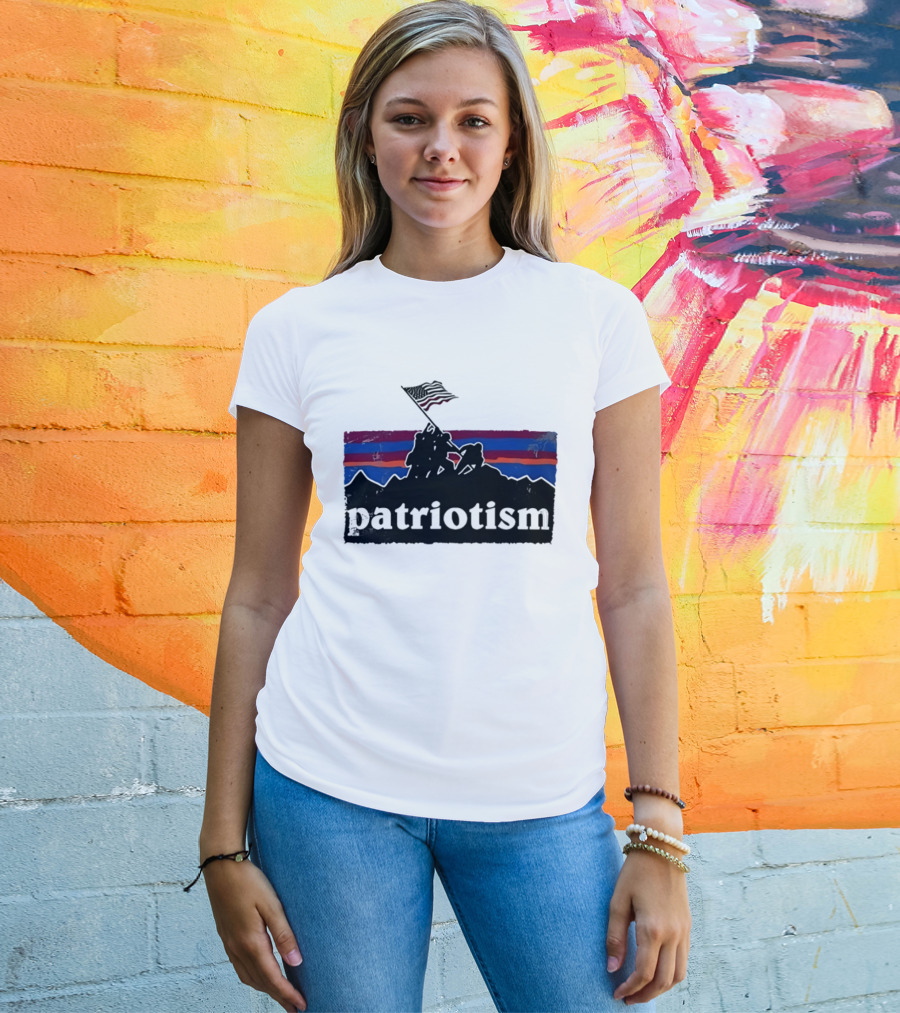 Patriotism Distressed Iwo Jima Flag Raising Retro Stripes T-Shirt