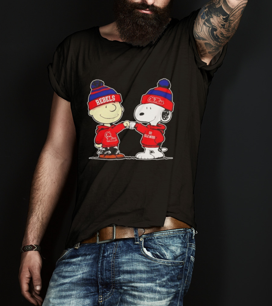 Ole Miss Rebels Snoopy Charlie Brown Fist Bump Go Ole Miss T-Shirt
