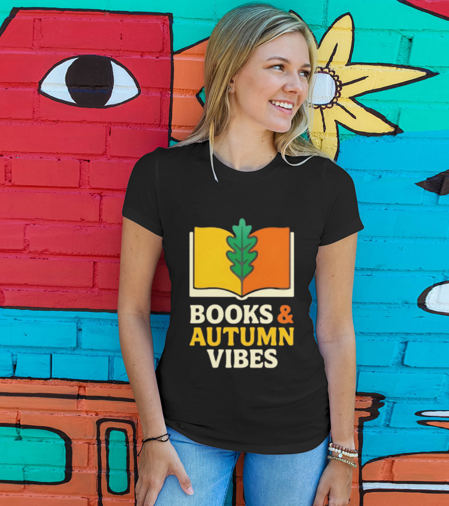 Books And Autumn Vibes Cozy Reading Season T-Shirt