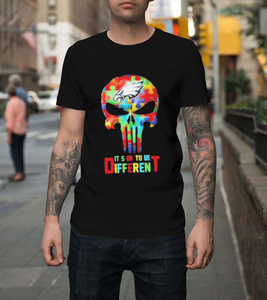 Philadelphia Eagles Skull Puzzle Autism Awareness It's Ok To Be Different T-Shirt