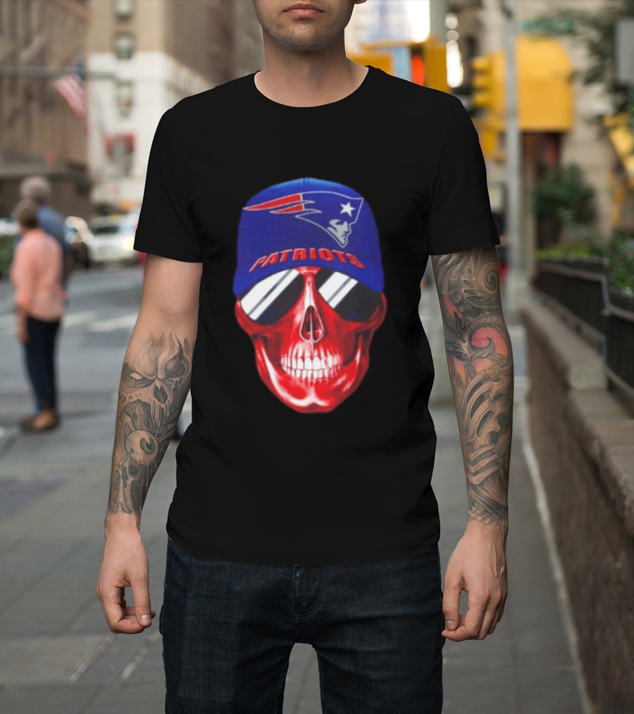 New England Patriots Cap Skull Smiling For Fans T-Shirt