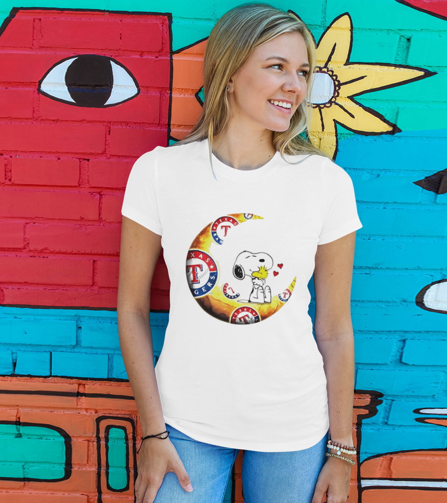 Snoopy Woodstock Texas Rangers Moon Baseball Fan Celebration T-Shirt