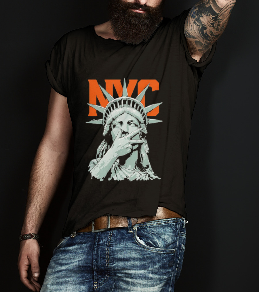 NYC Statue Of Liberty Peace Gesture Iconic Liberty T-Shirt