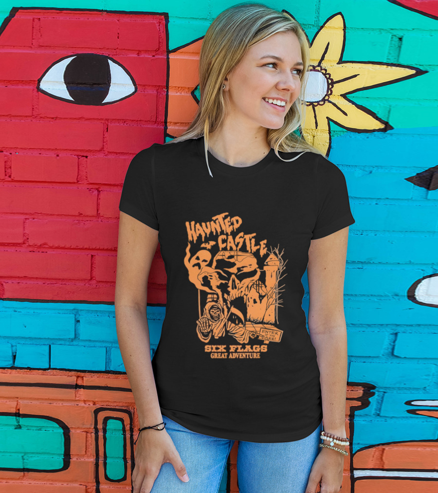 Six Flags Great Adventure Haunted Castle Enter If You Dare Spooky Skeleton And Ghosts T-Shirt