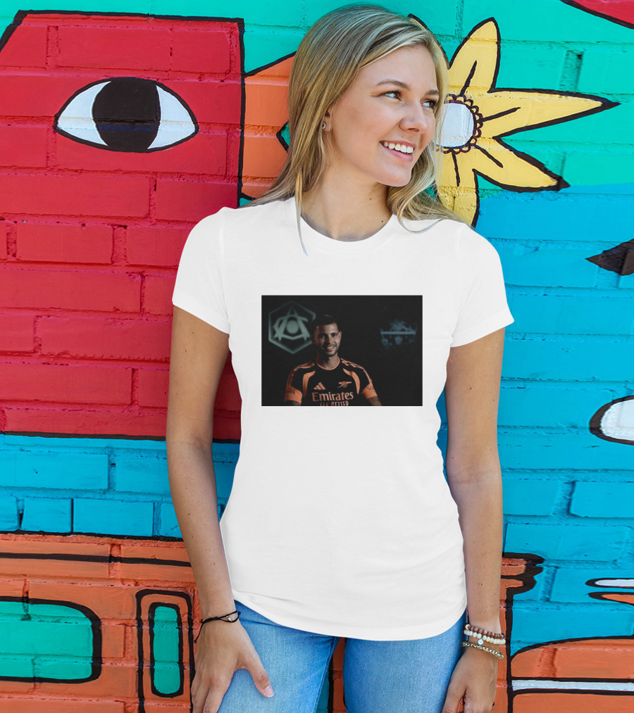 Emirates Fly Better Arsenal Move Ambitions Guimarães SOPHIA T-Shirt
