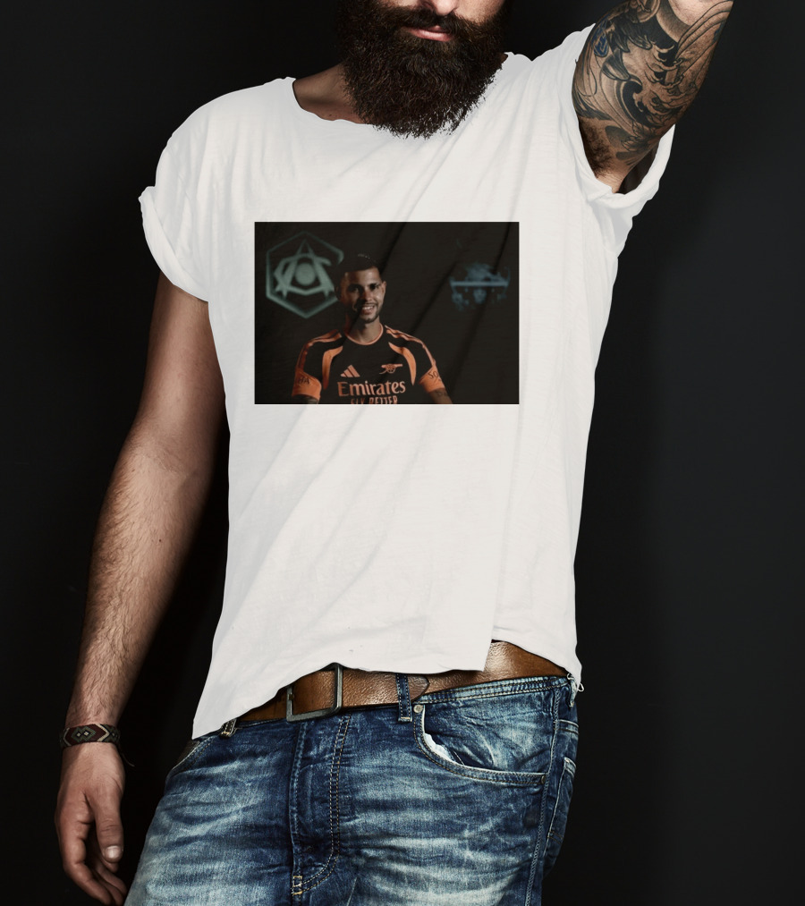 Emirates Fly Better Arsenal Move Ambitions Guimarães SOPHIA T-Shirt