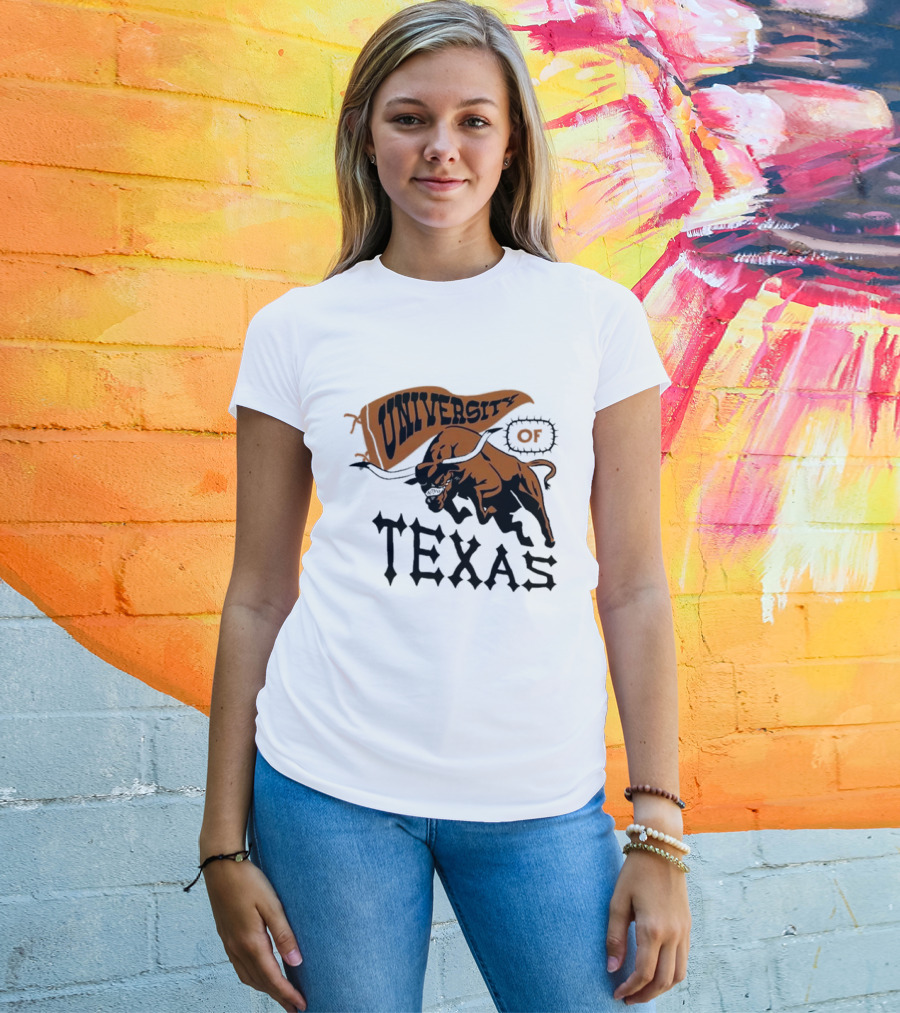 University Of Texas Longhorns Bull Mascot Banner T-Shirt