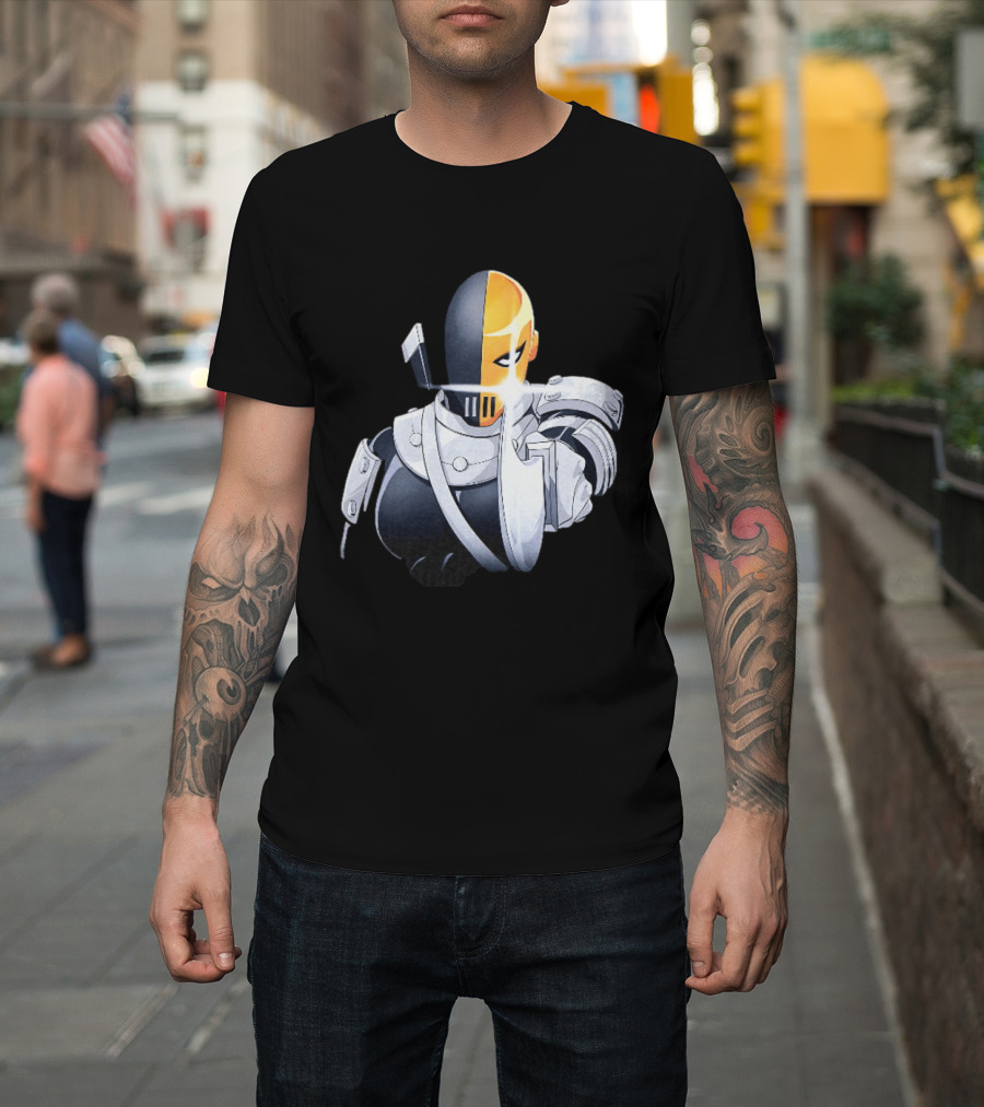 Deathstroke DC Comics Armor Sword Wielding T-Shirt