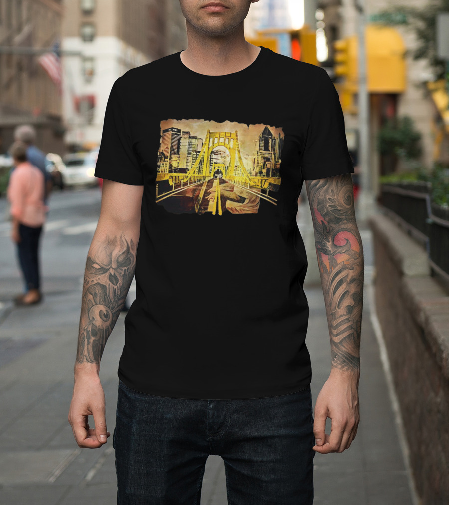 Pittsburgh Skyline 1992 Roberto Clemente Bridge Piano Player T-Shirt