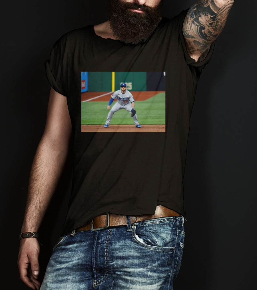Los Angeles Dodgers Max Muncy Jersey Number 13 Third Baseman Action Shot T-Shirt