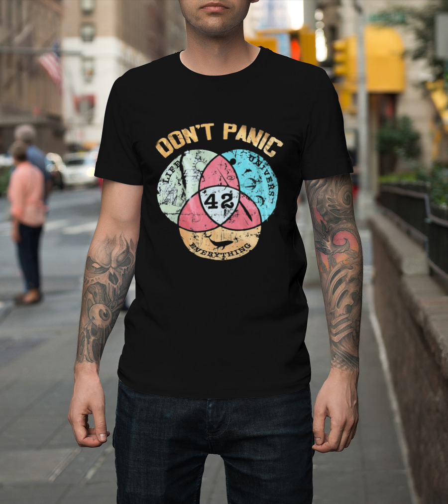 Don't Panic Life Universe Everything 42 Distressed T-Shirt