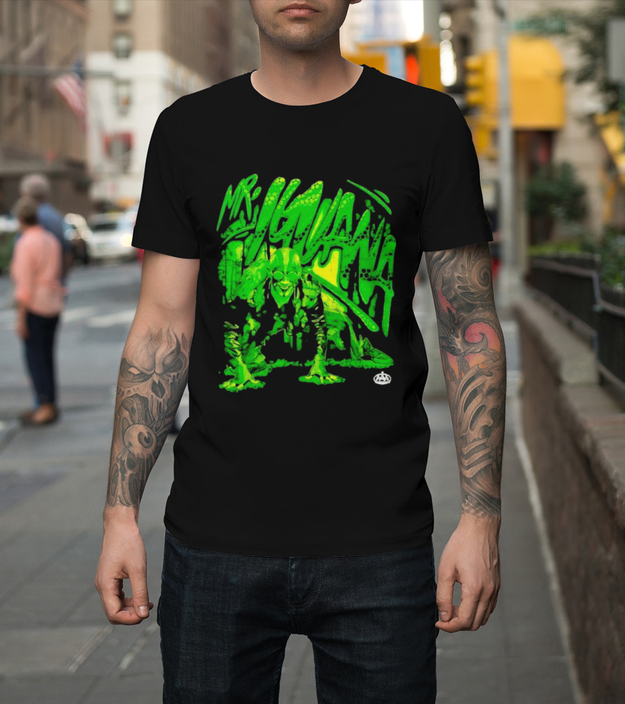 Mr Iguana AAA Lucha Libre Wrestler Crouching Masked Green Creature T-Shirt