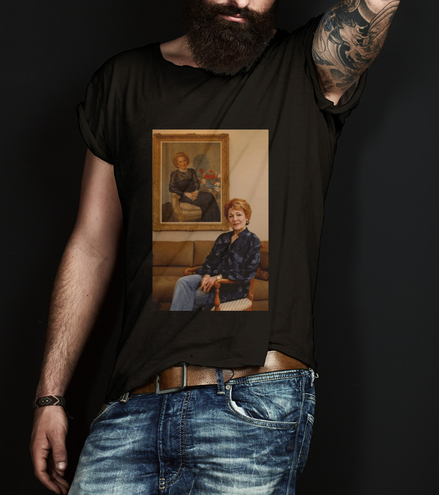 I Don't Know Who The Person In The Image Is. T-Shirt